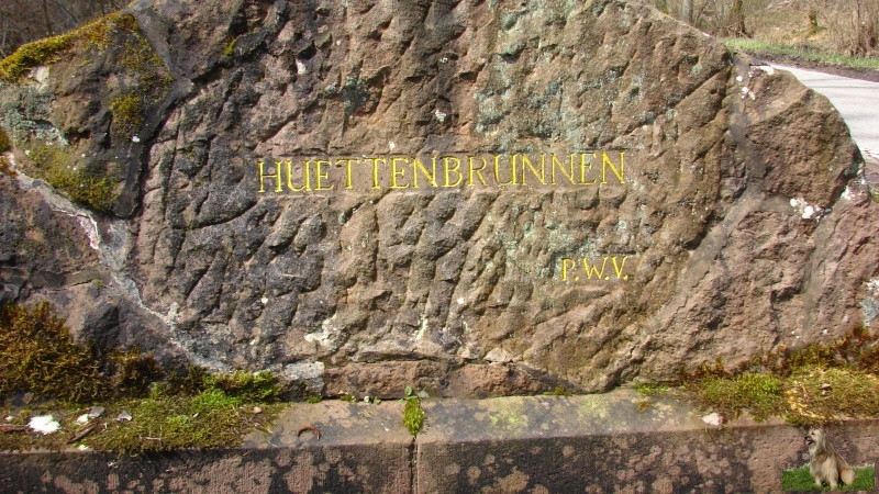 Ritterstein Nr. 235-1 Huettenbrunnen.JPG - Ritterstein Nr.235 Huettenbrunnen
